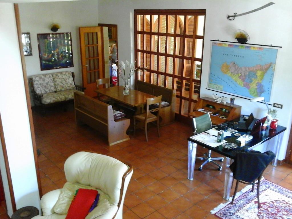 Nonnasara Bed And Breakfast Вальдериче Экстерьер фото
